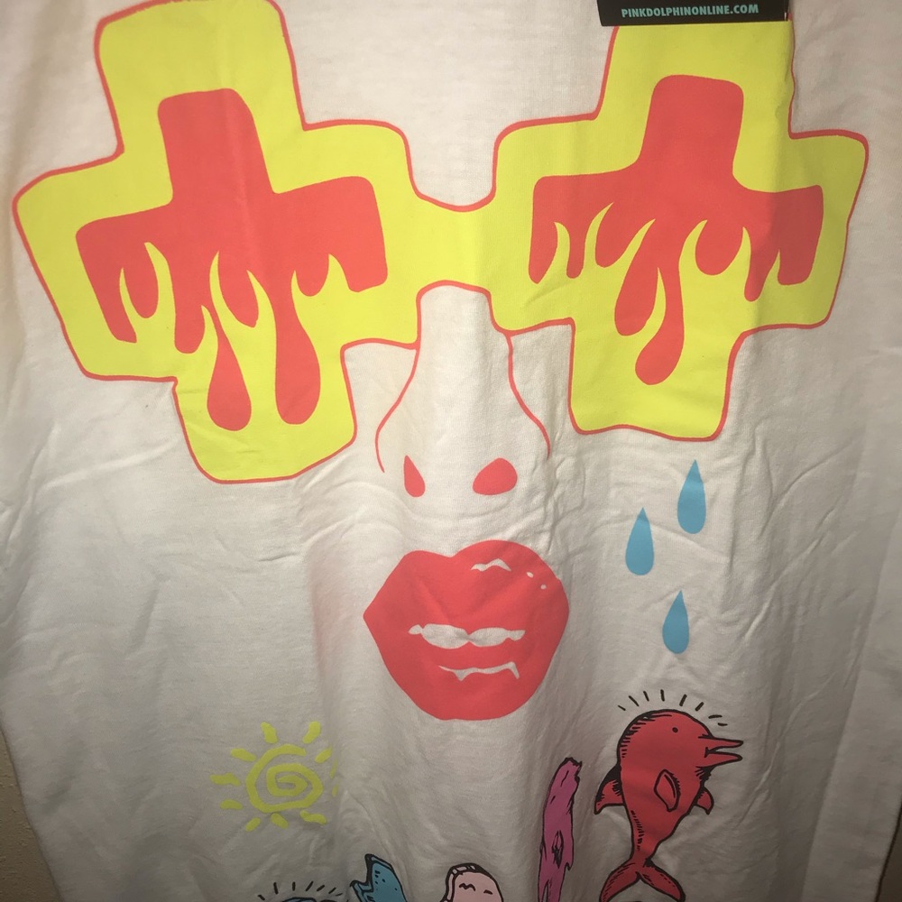 This shirt is brand new